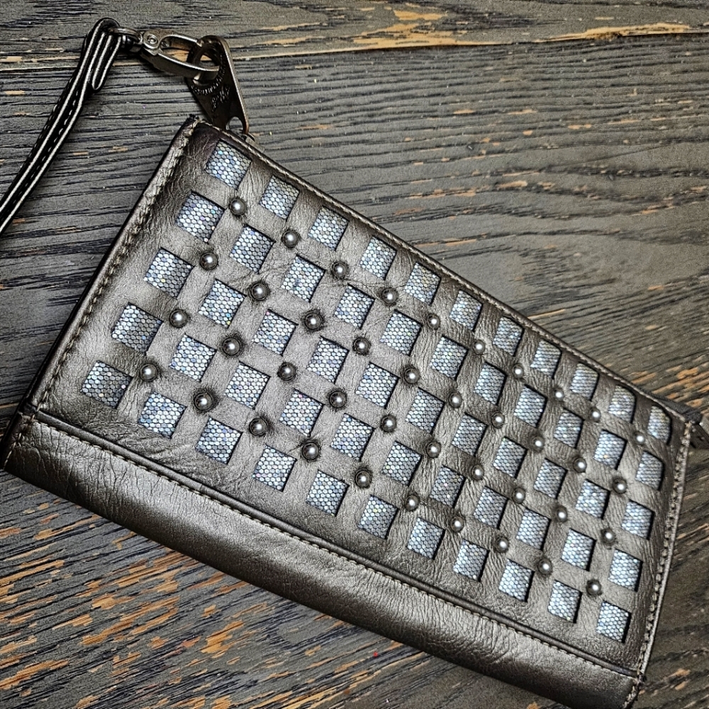 🌸Rustic Coutures wallet brown